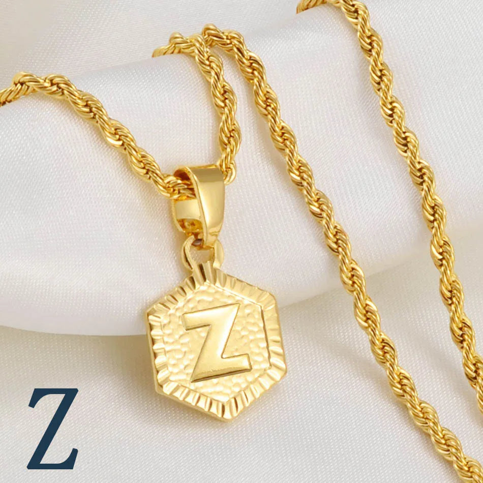 Golden Statement – Alphabet Necklace für Sie & Ihn