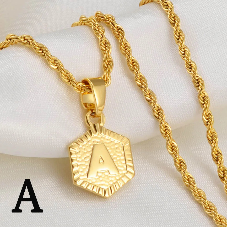 Golden Statement – Alphabet Necklace für Sie & Ihn